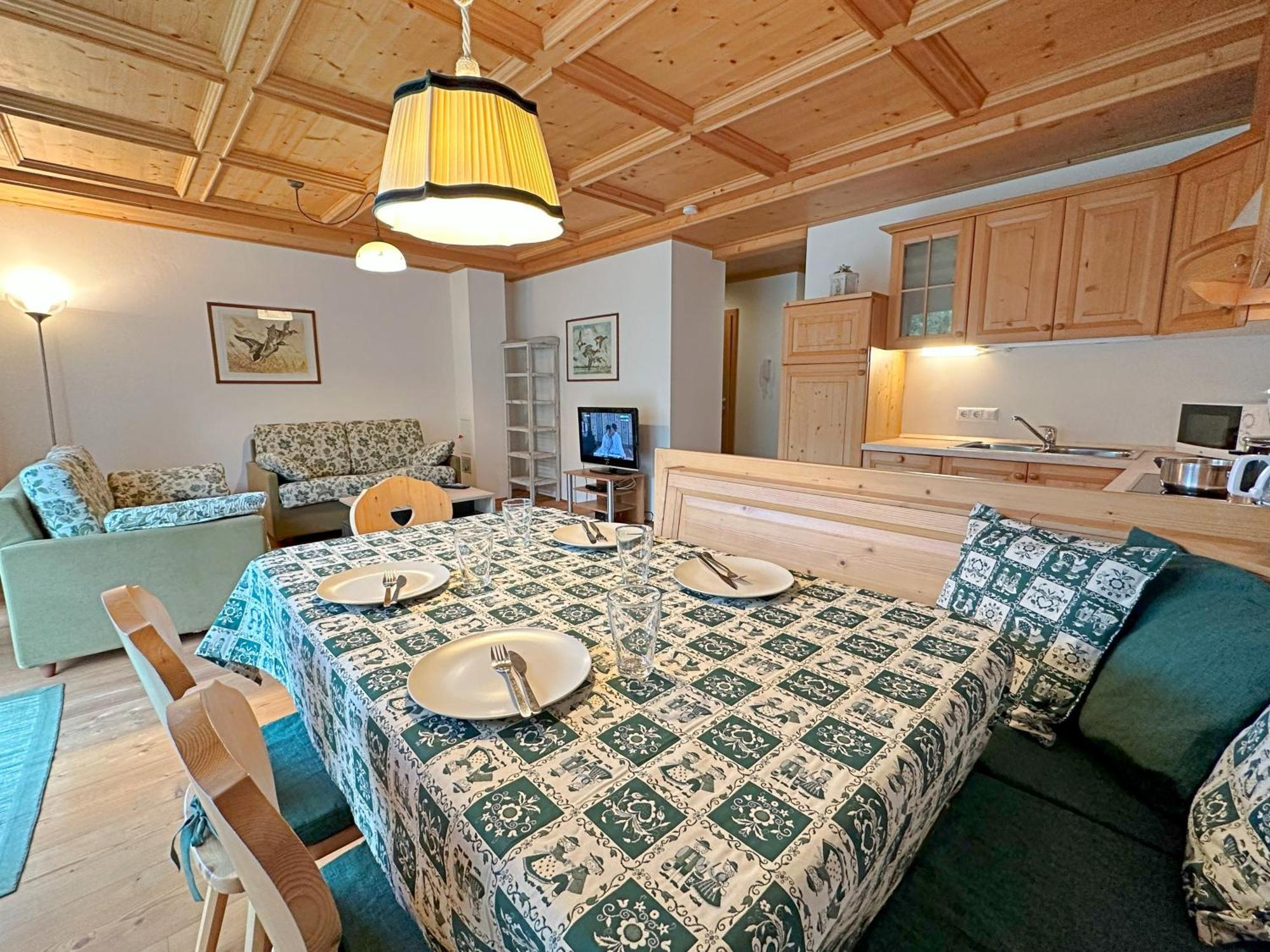 Apartamento Haus Clara By Isa Badkleinkirchheim Bad Kleinkirchheim Exterior foto