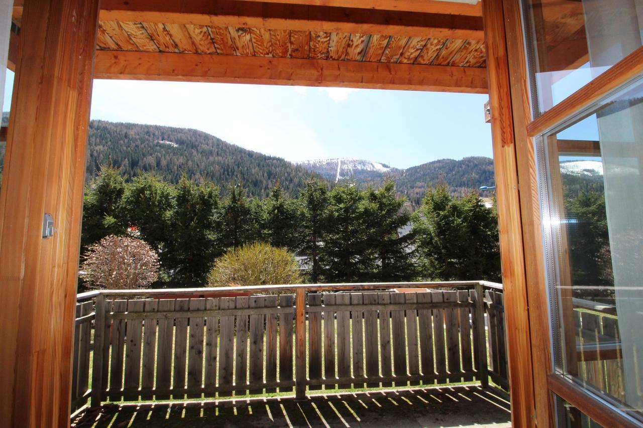 Apartamento Haus Clara By Isa Badkleinkirchheim Bad Kleinkirchheim Exterior foto